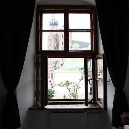 Main Square 18 View 2 Apartment Krakow Bagian luar foto